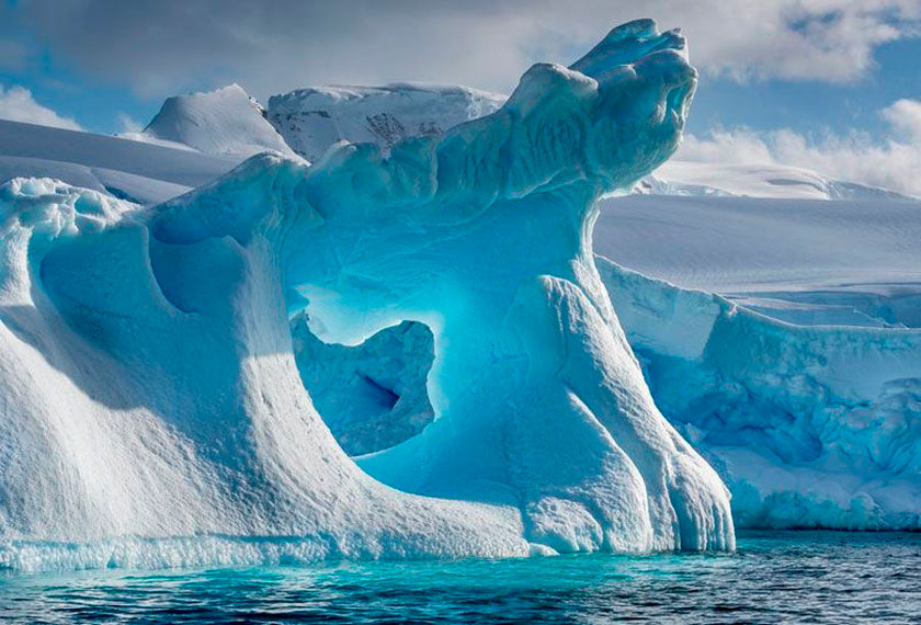 Cruceros Antartida - Aero-Crucero PUQ-PUQ<br>Círculo Polar Antártico<br>M/V Greg Mortimer 