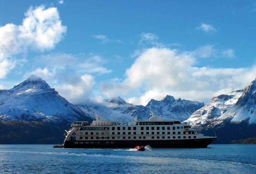 Cruceros Patagonia - Australis 9 días <br />Punta Arenas <br /> Ruta Darwin (Round Trip)