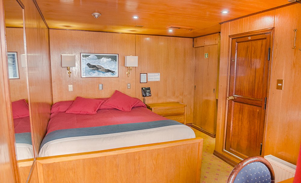 Cabina Doble Matrimonial con ventana - Cubierta Olympo