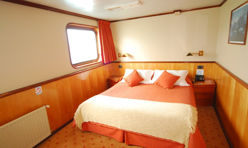 Cabina Doble Matrimonial con ventana 407 - Cubierta Olympo