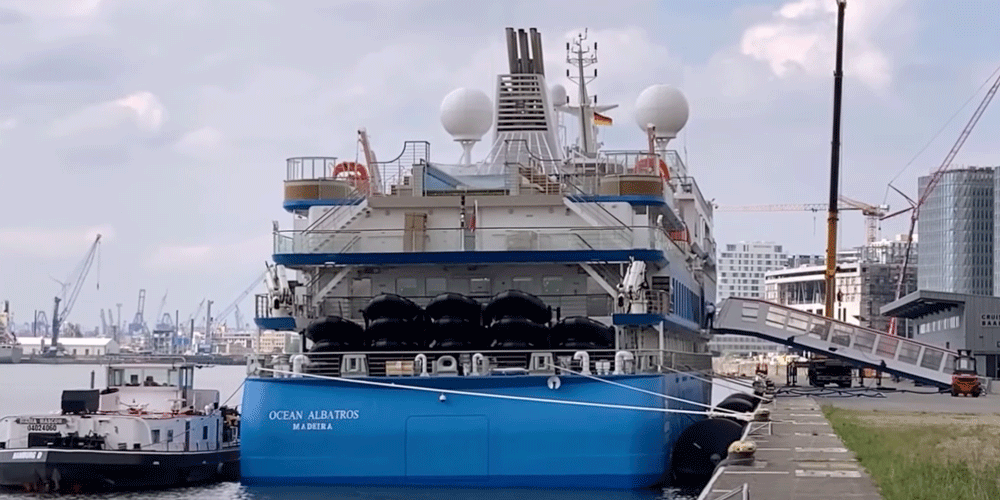 MV Ocean Albatros