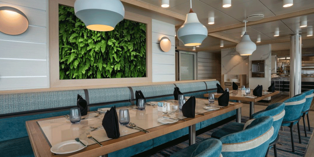 Restaurant Nansen - Deck 8: Arnarulunnguaq Deck