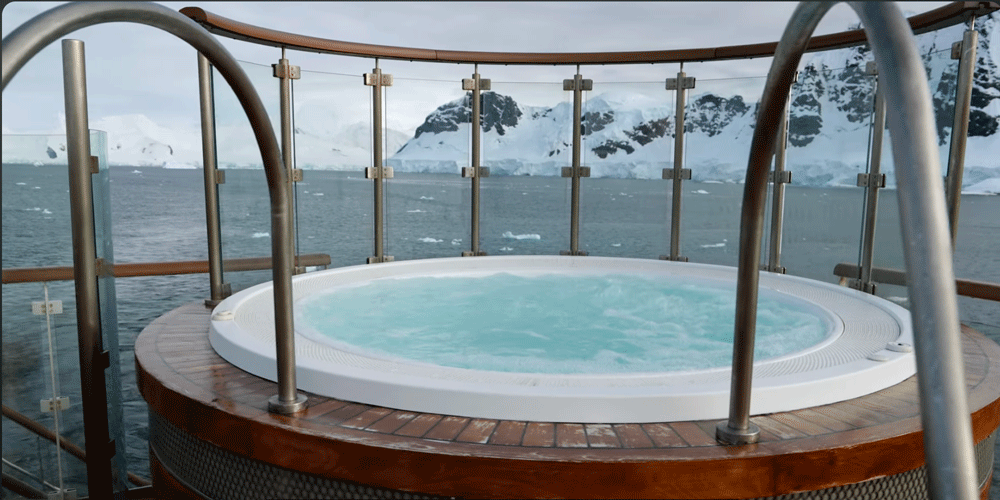 Midnight Sun - Deck 7: Amundsen Deck
