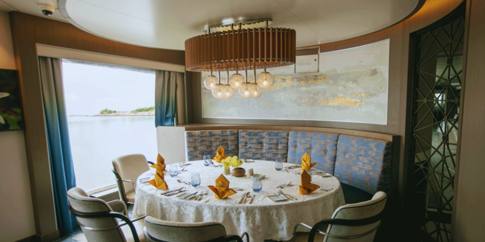Restaurant Beagle - Deck 5: Steller Deck