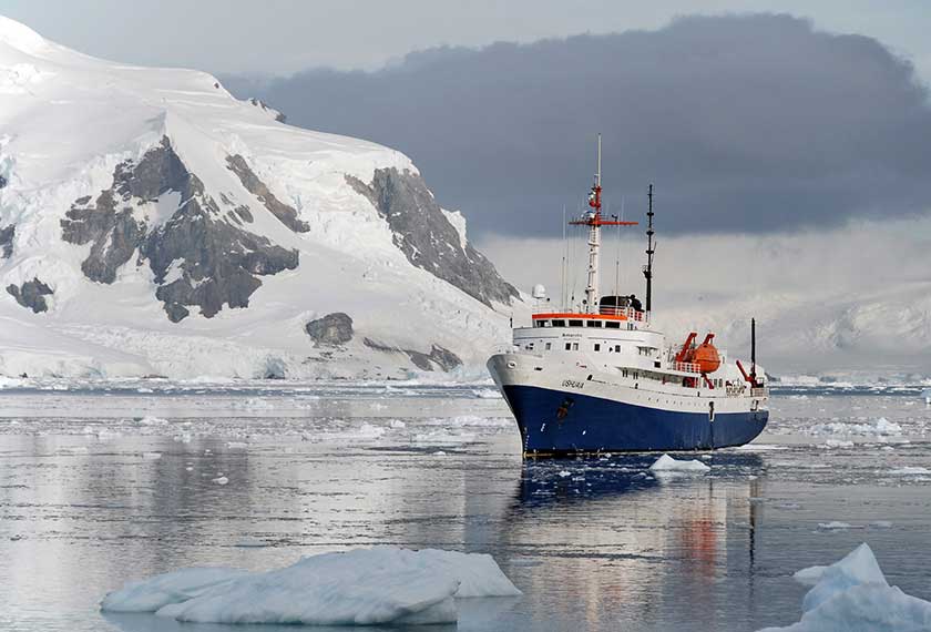 M/V Ushuaia